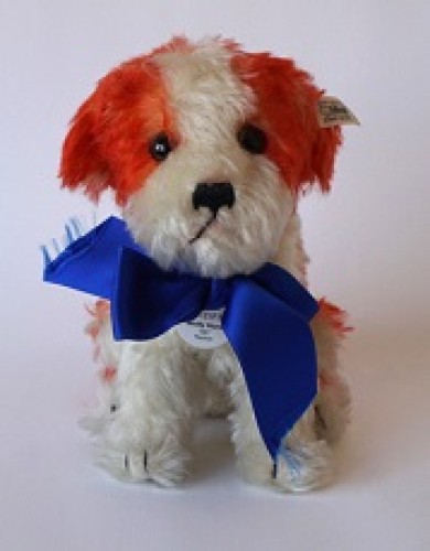 Steiff Molly Dog 1927 (400889) size 22cm - The Toy Emporium