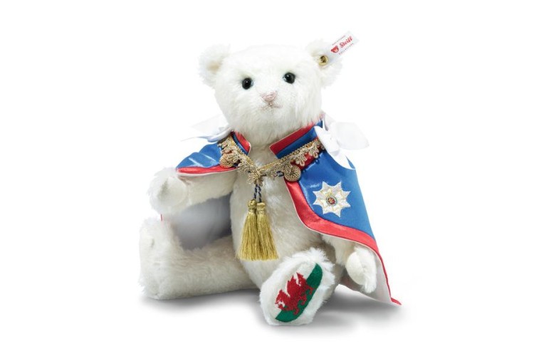 Steiff HRH Catherine – Princess of Wales(691645) 30cm