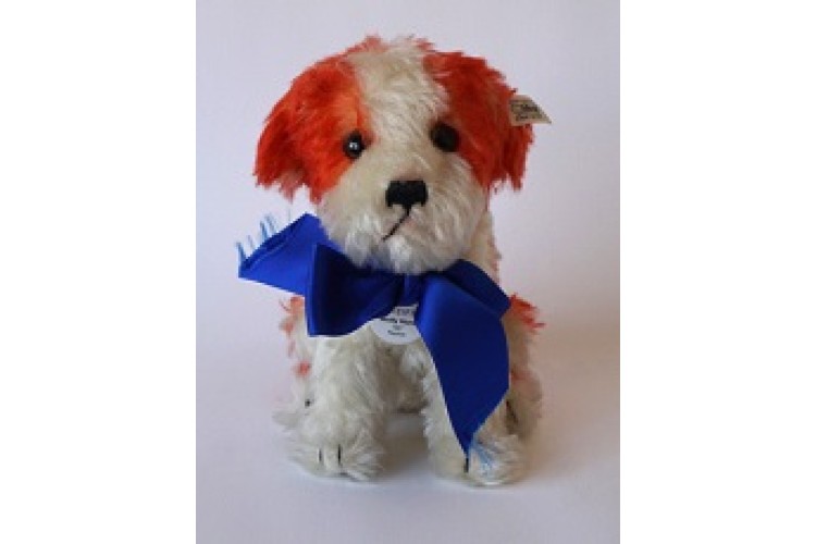 Steiff Molly Dog 1927 (400889) size 22cm - The Toy Emporium